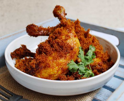 A unique fried chicken dish from West Java. Here, the chicken is simmered in spices, deep fried, then topped with galangal floss. Indonesian Fried Chicken, Ayam Goreng Lengkuas, Ayam Goreng Berempah, Ayam Penyet, Chicken Cook, Light Bites, Chicken Dish, Ayam Goreng, West Java