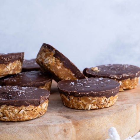 No-Bake Oatmeal Peanut Butter Cups - The Roasted Root Oats And Chocolate, Good Protein Foods, Healthiest Nut Butter, Healthy Bakes, Oatmeal No Bake Cookies, Bake Oatmeal, Oatmeal Peanut Butter, Healthy Peanut Butter Cups, No Bake Oatmeal Bars