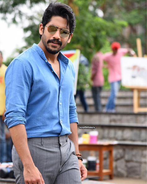 Chaitanya in Shailaja Reddy Alludu. The director had said in interviews that the movie won’t be the usual son in-law against the mother in-law story. #nagachaitanya Naga Chaitanya Hd Wallpapers, Night Engagement Photos, Telugu Hero, 2048x1152 Wallpapers, Bollywood Men, Naga Chaitanya, Night Engagement, Hd Wallpapers 1080p, Cool Pictures For Wallpaper