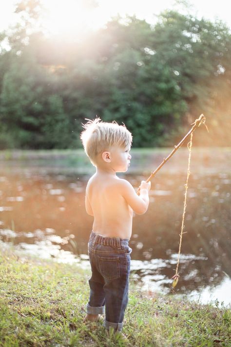 Baby Boy 2nd Birthday Photoshoot Ideas, Little Boy Fishing Photography, Outside One Year Old Birthday Pictures, 2 Year Boy Photo Shoot, 2 Year Birthday Photoshoot Boy, Toddler Boy Birthday Photoshoot, Two Year Old Photo Shoot Boy, Two Year Old Boy Photo Shoot, 2 Year Photo Shoot Boy