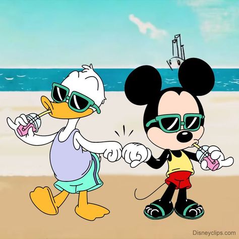 Clip art of Mickey Mouse and Donald Duck fist-bumping #disney, #mickeymouse, #donaldduck, #summer Mickey Mouse And Donald Duck, Blusas Crop Top, Friendship Pictures, Mickey Mouse Donald Duck, Duck Cartoon, Summer Cartoon, Disney Duck, Duck Art, Mickey Mouse Cartoon