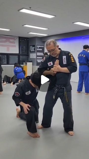 Jiu Jitsu, Judo, Karate, Hapkido, Forearm Bones, Judo Karate, Kang Jun, Self Defense, Kung Fu