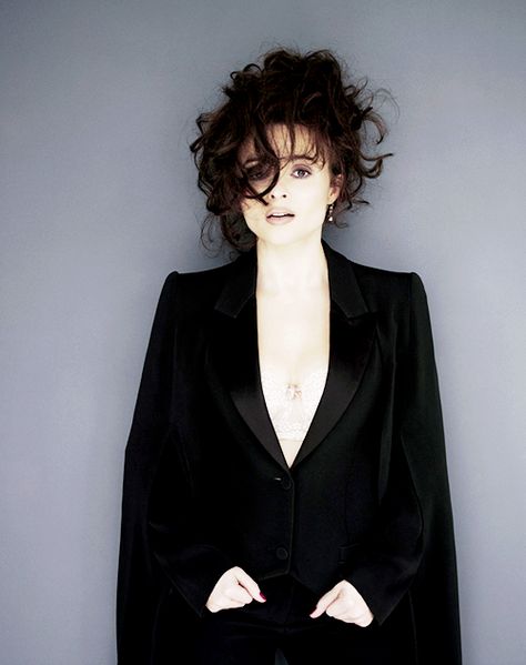 “When I was young I had so many inferiority complexes. I had an inferiority complex because I didn’t go to university. I had an inferiority complex because I didn’t train. Then it gets tiring. And you do get bored of it.”        #helena bonham carter Princesa Margaret, Helena Carter, Helen Bonham, Marla Singer, The Lone Ranger, Helena Bonham, Bonham Carter, Helena Bonham Carter, Great Expectations