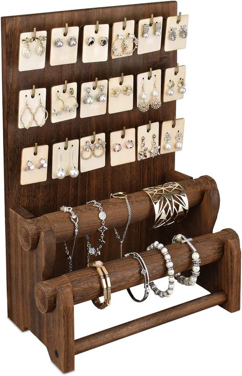 Bracelet Board Display, Gift Stand Ideas, Creative Bracelet Displays, Jewelry Wood Display, Bangle Stand Ideas, Ear Ring Display Ideas, Bracelet Stand Display, Pegboard Display Ideas, Bracelet Stand Ideas