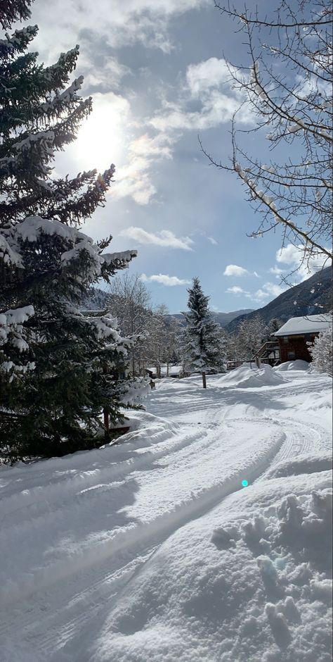 Bariloche, Colorado Snow Pictures, Colorado Mountains Snow, Colorado In The Winter, Montana Aesthetic Winter, Winter Outdoor Aesthetic, Colorado Snow Aesthetic, Snow Esthetics, Colorado Aesthetic Winter