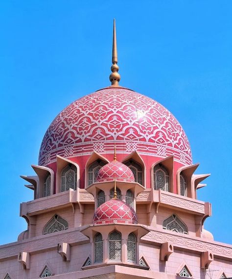 Pink Mosque Malaysia, Ramadan Notion, Masjid Putrajaya, Malaysia Mosque, Putrajaya Mosque, Malaysia Architecture, Putra Mosque, Mosque Drawing, Putrajaya Malaysia