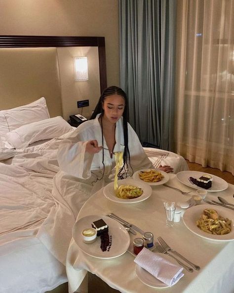 Super Rich Kids, Future Lifestyle, Terms And Conditions, Dream Lifestyle, Fine Dining, Hotels Room, Best Hotels, Kotatsu Table, Luxury Lifestyle