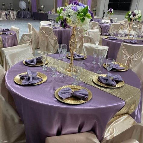 Black Gold And Lavender Party, Purple Rose Gold And White Party, Purple And Gold Photo Backdrop, Purple White And Gold Centerpieces, Gold And Purple Table Setting, Gold Silver Purple Party, Purple Round Table Settings, Lavender And Gold Quinceanera Decorations, Purple White Gold Party