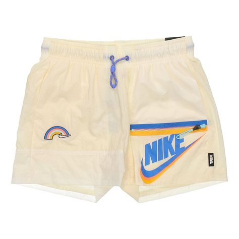 AS W NSW ICON CLASH Short COCONUT MILK DJ5376-111 Nike Shorts Women Outfit, Nike Casual Outfit, Nike Shorts Outfit, Chubbies Shorts, Nike Shorts Women, Graphic Shorts, Streetwear Outfit Ideas, Board Shorts Women, Hype Clothing