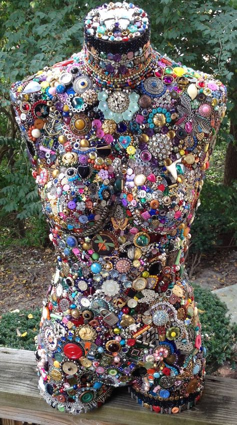 Mixed Media Sculpture Ideas, Symbolic Objects Art, Found Items Art, Mosaic Mannequin Torso, Mannequin Torso Art, Mannequin Art Ideas, Mosaic Mannequin, Button Mosaic, Assemblage Art Sculpture