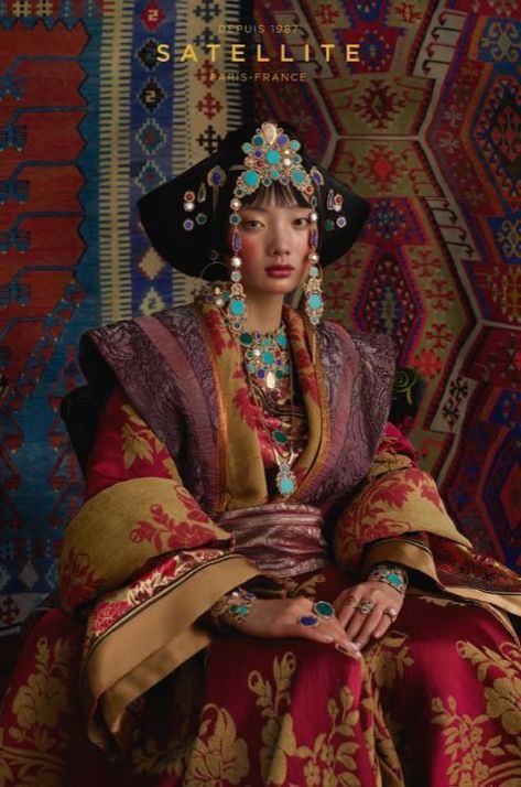 Kimonos, Cultural Photoshoot, Tibetan Clothes, Tibet Culture, Tibetan Clothing, Cultural Clothing, Cultural Fashion, Traditional Indian Clothing, Ethno Style