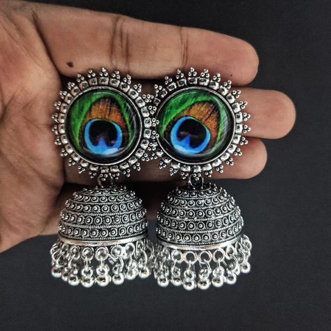 Krishna themed silver oxidised jhumkas. Oxidised Jhumka, Silver Jewelry Fashion, Oxidised Jewellery, Dream Jewelry, Jewellery Collection, Jewelry Fashion, Krishna, Jewelry Collection, Silver Jewelry