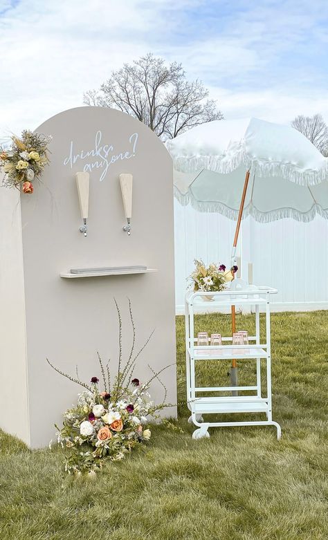 Diy Beer Bar Wedding, Diy Beer Bar, Diy Beer Tap, Beer Bar Wedding, Wedding Bar Cart, Party Rental Ideas, Cocktail Bar Design, Party Rentals Business, Tap Wall