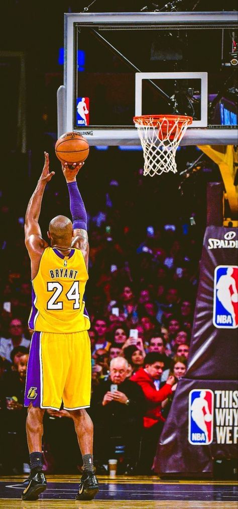 Elevate Your Screen with Striking 2K21 Wallpapers Nba Aesthetic Wallpaper Iphone, Nba Photography Aesthetic, Basket Baller Aesthetic, Iconic Basketball Photos, Basketball Wallpapers Aesthetic, Nba Asethic Wallpaper, Kobe Wallpaper Iphone, Kobe Bryant Wallpaper Aesthetic, Kobe Bryant Aesthetic Wallpaper