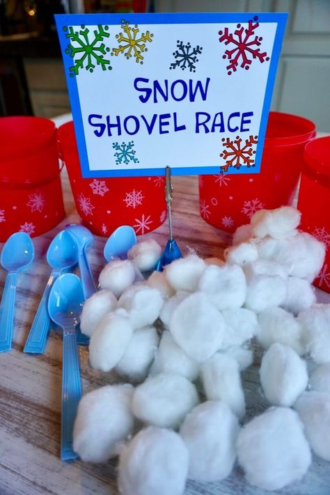 Snow Shovel Race, Snowball Games, Xmas Games, Fun Christmas Games, Christmas Games For Family, Kids Christmas Party, Holiday Games, Winter Preschool, Preschool Christmas