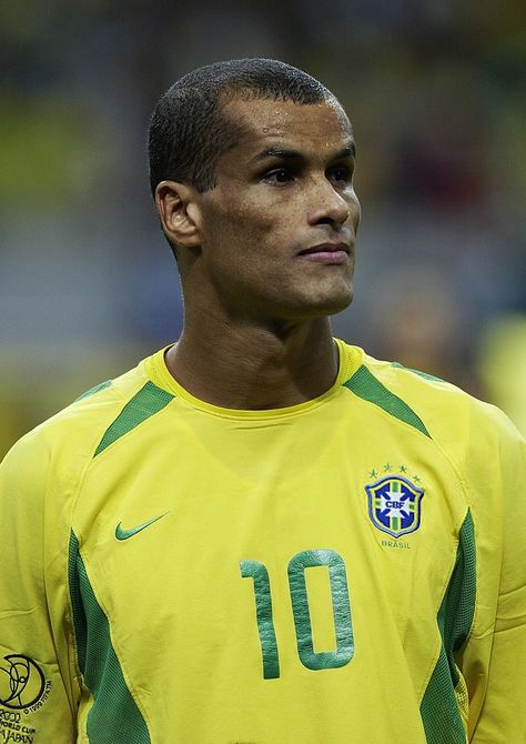 2002 FIFA World Cup Finals, Japan, June 2002, A portrait of Brazil's Rivaldo Brazil Players, Brazil Football Team, Brazil Team, Social Media Specialist, Brazil Football, Rivaldo, Ronaldo Football, Best Football Players, World Cup Final