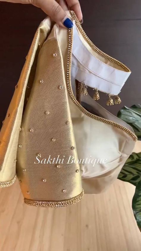 Simple Gold Work Blouse Designs, Blouse Boutique Design, Sari Work Blouse Designs, Simple Blouse Handwork Designs, Embroided Blouse Design, Simple Designs For Blouse Work, Stone Work Blouse Designs Simple, Working Blouse Designs, Blouse Work Ideas