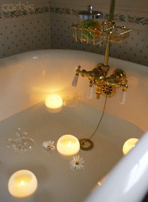 Place floating candles in bathtub. Candle Ambiance, Candles Bathtub, Glass Boat, Energy Candles, Kitchen Table Centerpiece, Dining Room Table Centerpieces, Floating Candle, Family Table, Dream Bathrooms