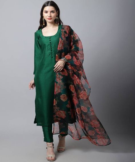 Printed Organza Dupatta, Green Kurti, Kurti With Pants, Brocade Suits, Different Sleeves Style, Printed Organza, Embroidered Kurti, Salwar Designs, Kurti Designs Latest