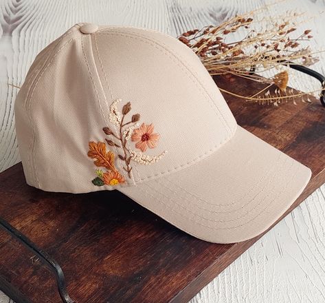 Hand Embroidered Floral Hat, Hand Stitched Floral Botanical Hat, Vintage Boho Style Autumn Colorful Summer Women's Hat, Women's Gift Couture, Autumn Hat, Vintage Boho Style, Clothes Embroidery Diy, Stylish Caps, Style Autumn, Vintage Boho Fashion, Handmade Embroidery Designs, Floral Hat