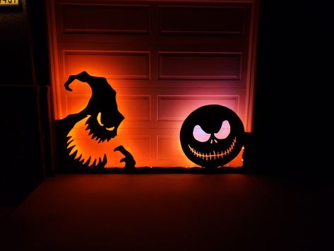 Halloween Plywood Cutouts, Halloween Shilouettes Templates, Oogie Boogie Pumpkin Painting, Orange Halloween Lights, Oogie Boogie Pumpkin, Diy Halloween Porch, Halloween Cutouts, Halloween Lamp, Painted Plywood