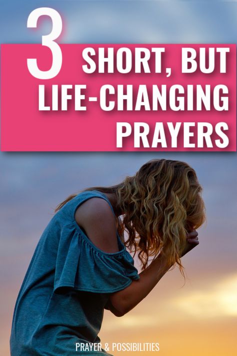 woman praying war room prayers on her knees Daily Prayer For Strength, Prayer Warrior Quotes, Confidence Prayer, Prayer For Loved Ones, Talk With God, Prayer For Strength, Praying Scripture, What Is Prayer, Pray Big