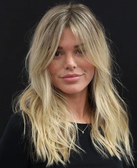 40 Best Ideas How to Cut and Style Side Bangs in 2020 - Hair Adviser Make Up, 2020 Makeup, Makeup