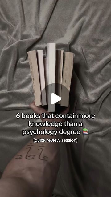 Read2Rise on Instagram: "Get my Raeding Guidebook for free using the link in my bio 🫶📚 
In it I give my most essential recommendations, the order I recommend reading them and a little personal description of why I recommend it 📖

#bookstagram #bookrecommendations #psychologystudent #darkpsychology" Websites To Read Books, Christian Book Recommendations, Backyard Escape, Emotional Books, Stone Ideas, Personal Growth Books, Reading Motivation, Healing Books, Cozy Backyard