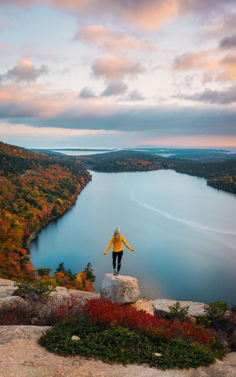 Hiking New England, East Coast Hikes, Camping New England, Acadia National Park Hikes, Most Beautiful Places In The Us, Acadia National Park Fall, New England In The Fall, Hiking Fall, Herbst Bucket List