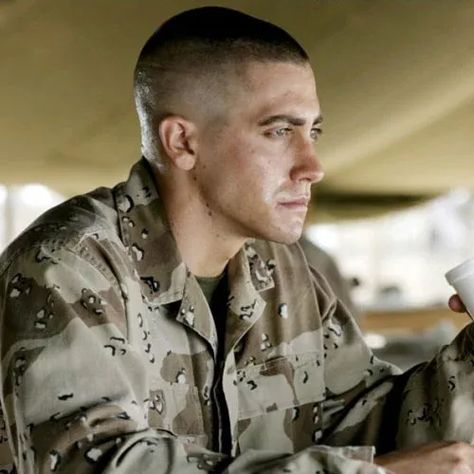 Military Induction Cut - Best Military Haircuts For Men and Cool Men's Hairstyles #menshaircuts #menshairstyles #fade Jake Gyllenhaal Hair, Army Cut Hairstyle, Haircuts For Men 2023, Haircuts For Men 2022, Induction Cut, Army Haircut, Military Haircuts Men, Buzz Cut For Men, Military Haircuts