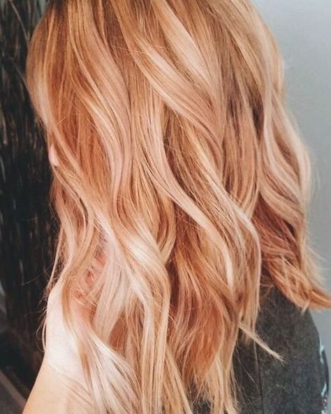 Balayage, Strawberry Blonde Hair Styles, Feminine Pixie Haircut Fine Hair, Light Strawberry Blonde Hair, Hairstyles Feminine, Pixie Haircut Fine, Haircut Fine Hair, Feminine Pixie Haircut, Blonde Hair Styles