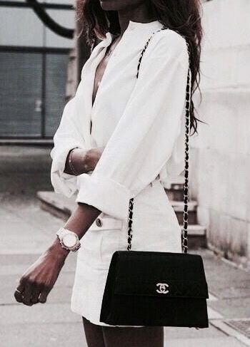 Rihanna Street Style, European Street Style, Tas Chanel, Chanel Shoulder Bag, Stil Inspiration, Modieuze Outfits, Inspiration Mode, Baby Outfits, Trend Fashion