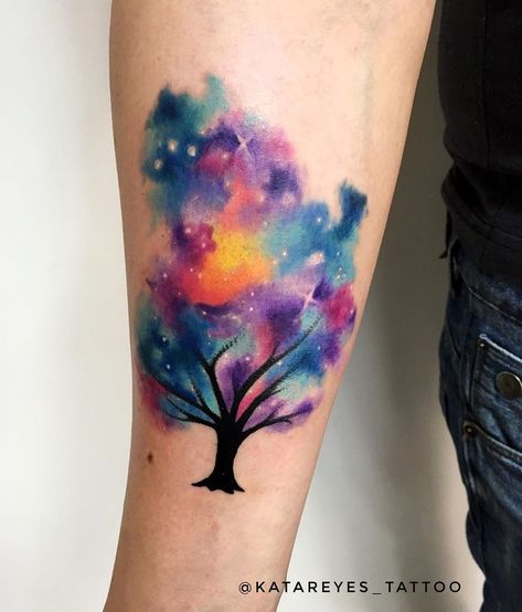 Breathtaking Tattoos, Tattoos Hip, Tattoos Quote, Tattoos Abstract, Watercolor Tattoo Tree, Ant Tattoo, Tattoos Finger, Tattoos Back, Abstract Tattoos