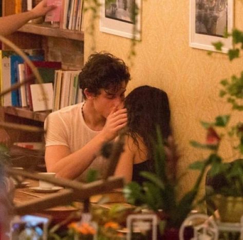 Shawmila Updates!DM if spotted on Instagram: “Shawn and Camila in Montreal yesterday!! #shawmila #shawnmendes #camilacabello” Fifth Harmony, Shawn And Camila, Shwan Mendes, School Starts Tomorrow, Shawn Mendes Camila Cabello, Foto Gif, Aaliyah, Ed Sheeran, Best Couple