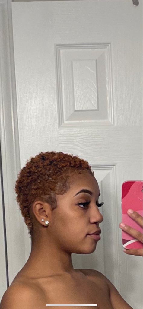 Short Natural Ginger Hair Black Women, Short Dyed Hair Pixie Black Women, Short Hair Dye Black Women, Black Woman Fade Haircut Natural Hair, Short Natural Ginger Hair, Short Color Hairstyles For Black Women, Simple Shaved Hair Designs For Women, Low Hair Cut For Women, Dyed Twa 4c