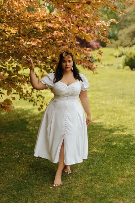 Reception Party Dress Plus Size, Plus Size White Dresses, All White Outfit Plus Size, Plus Size White Dress, Midi A Line Dress, Denise Mercedes, Dress For Chubby, White Plus Size Dresses, Plus Size Midi Dress