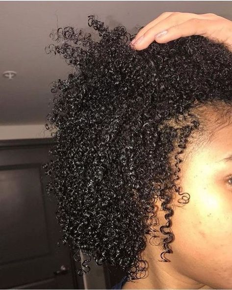 Natural Hair Tips, Hair Grow Oil, Make Hair Grow Faster, Make Hair Grow, Hair Growth Secrets, Hair Done, Natural Curls Hairstyles, Natural Hair Beauty, Natural Hair Inspiration