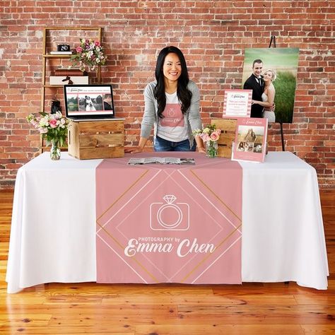 Emily - what do you think of doing a table runner instead of a table cloth? Wellness Table Display, Business Table Display Ideas, Wedding Vendors Booth, Vendor Table Display, Wedding Expo Booth, Booth Display Ideas Diy, Craft Fair Table, Bridal Show Booths, Booth Table