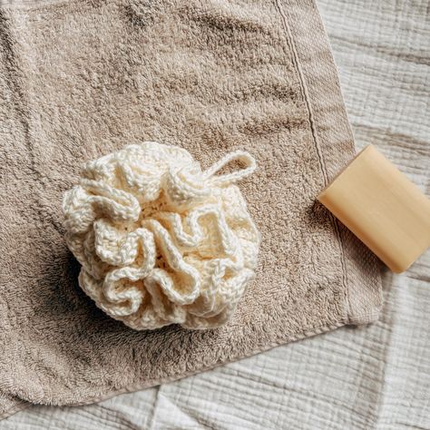 Elevate your shower routine with this easy bath pouf crochet pattern! Perfect for beginners, this pattern guides you through creating a luxurious and eco-friendly body scrubber. The handmade loofah is not only great for exfoliating your skin but also adds a touch of spa-like elegance to your bathroom decor. Crafted with simple stitches, this project is a quick and satisfying DIY you can finish quickly. Ideal for gifting or personal use, this crochet bath pouf helps reduce plastic waste and enhances your self-care routine. Start crocheting today and enjoy a sustainable and stylish bath accessory! DETAILS ------------ ● Instant download digital pattern in PDF file. ● Language: English. Standard US terms. ● Craft: Crochet. ● Skill level: Beginner / Easy. ● Video tutorials and additional resou Crochet Loofah, Crochet Pattern Beginner, Beginner Friendly Crochet, Shower Puff, Craft Crochet, Spa Shower, Body Scrubber, Easy Video, Crochet Pattern