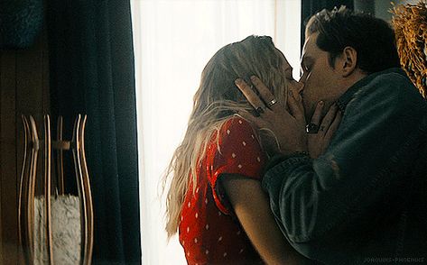 Bill Skarsgård Gif/Bill Skarsgard as Mickey and Maika Monroe as jules in Villains Movie (2019)Bill Skarsgard Edit/Cute Beautiful Boy Billy/Maika Monroe Gif/Villains/Actor/Hulu/He's so beautiful/Babyface/They're so cute/Couple Goals/Funny and good movie/Bill Skarsgard Kiss/Bill Skarsgard is Kissing/ Tumblr, Villains Movie Bill Skarsgard, Roman Godfrey Kiss, Bill Skarsgard Kissing, Bill Skarsgard Kiss Gif, Bill Skarsgard 2022, Bill Skarsgard And Alida Morberg, Bill Skarsgard Kiss, Bill Skarsgard Girlfriend