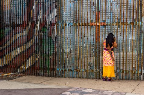 Mexico, Us Mexico Border Wall, Mexico Women, Amiyah Scott, Mexico Border, Mexican Border, Outdoor Designs, Border Wall, Border Patrol