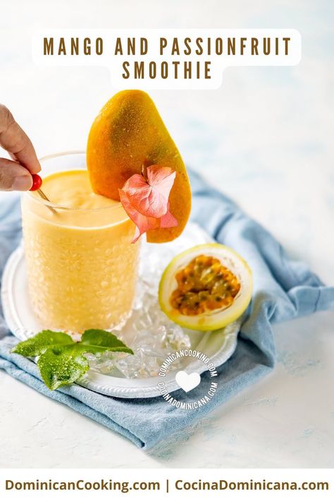 This mango and passionfruit smoothie is perfect for beating the summer heat. Just by trying it, you'll be immediately taken to tropical paradise. Passionfruit Smoothie, Creamsicle Drink, Mango And Passionfruit, Mango Cocktail, Mango Milkshake, Mango Rum, Mango Passionfruit, Mango Dessert Recipes, Mango Dessert