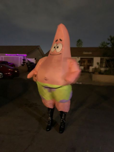 Spongebob Inflatable Costume, Patrick The Star Costume, Patrick In Heels Costume, Halloween Inflatable Costumes, Funny Inflatable Halloween Costumes, Halloween Patrick Star, Blow Up Costumes Halloween, Inflatable Costume Ideas, Patrick With Heels