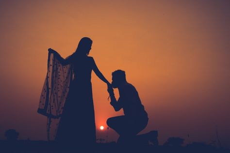 Capal Pic Love Dp, Capal Pic Love, Capal Pic, Love Dp, Pic Love, Wedding Couple Pictures, Bride Photos Poses, Best Couple Pictures, Pre Wedding Photoshoot Outfit