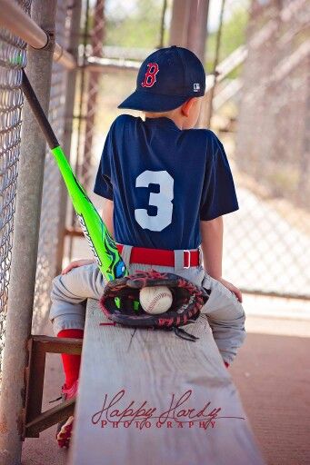 Baseball Team Pictures Poses, Baseball Team Pictures, Team Picture Poses, Baseball Poses, Baseball Senior Pictures, Sports Photoshoot, Softball Photography, Team Mom Baseball, Softball Photos