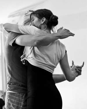 #Kizomba Latin Dance Photography, Kizomba Dance, Dance Aesthetic, Tango Dancers, Belly Dancing Classes, Bachata Dance, Tango Dance, Dance Like No One Is Watching, Dancing Aesthetic