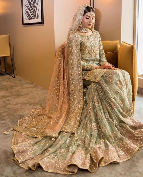 LAAM (@laamofficial) • Instagram photos and videos Green And White Nikkah Dress, Pakistani Bridal Mehndi Dress, Rukhsati Dress, Walima Dresses Pakistani Brides, Nikkah Outfits, Mohsin Naveed Ranjha, Nikkah Outfit, Pakistani Bridal Couture, Nikah Outfit