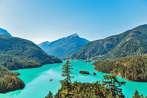 11 Best Lakes in Washington | PlanetWare Moses Lake Washington, Washington Waterfalls, Washington Nature, Diablo Lake, Cascades National Park, Washington State Travel, Cascade Falls, Glacier Lake, Cascade National Park