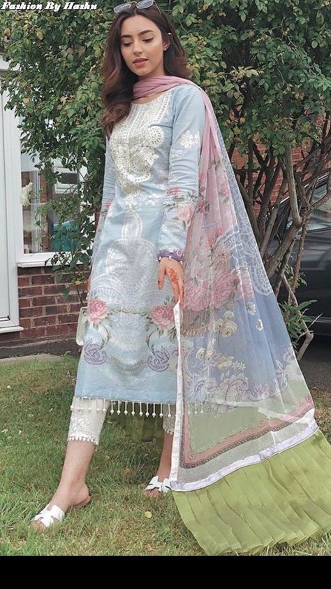 Top Trending New Fancy Dresses Ideas 2023 | New Ideas Dresses Designs Nice Colors Collection Youtube Pakistani Suit Ideas, Pakistani Churidar, Pakistani Suit, Pakistani Fancy Dresses, Stylish Short Dresses, Salwar Kamiz, Pakistani Dresses Casual, Pakistani Fashion Party Wear, Beautiful Pakistani Dresses