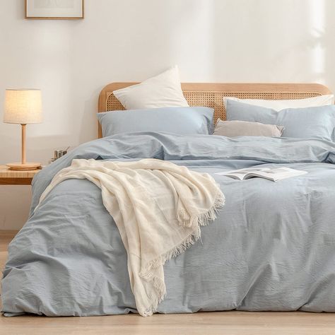 PRICES MAY VARY. Material: 100% washed cotton, slightly wrinkled look, great linen feel. If you want a linen style bedding, this duvet cover set is beautiful and perfect! The fabric is so soft yet with a very light crispness to it, even after washing, and it will get softer with each wash. It's like sleeping in a cloud. Simple classic solid cornflower blue, working with any bedding. Duvet cover reverses to same. Pillowcase ends with envelop closure. Cal King Size Duvet Cover Set (3 pcs) includes Blue Comforter, Comfortable Chic, Green Duvet, Green Duvet Covers, Blue Duvet, Inspire Me Home Decor, Home Bedding, Duvet Bedding, Blue Bedding